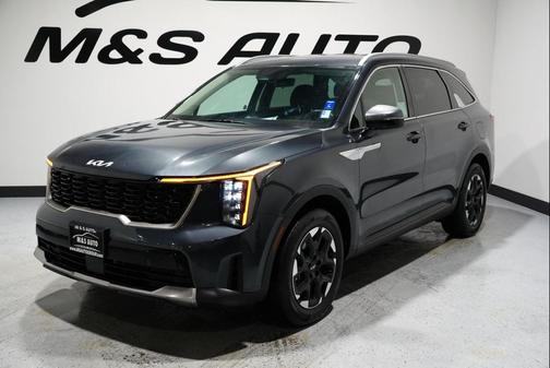 2024 Kia Sorento S