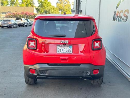 2020 Jeep Renegade Jeepster FWD