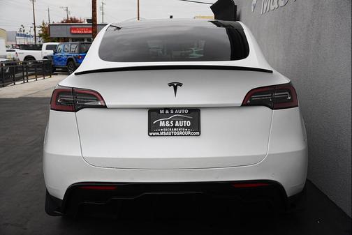 2021 Tesla Model Y Long Range Dual Motor All-Wheel Drive