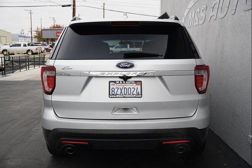 2017 Ford Explorer Base