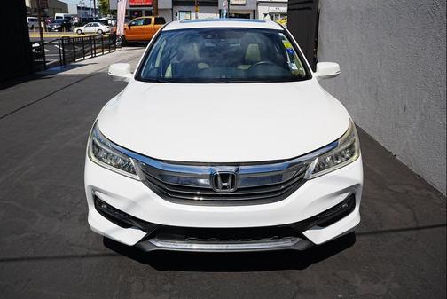 2017 Honda Accord Touring V6