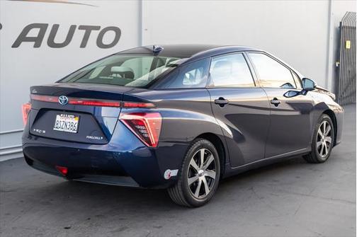 2017 Toyota Mirai Base