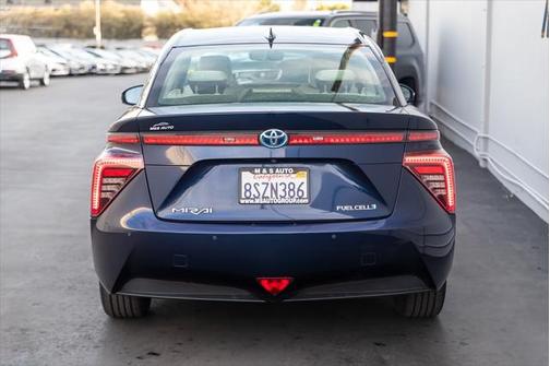 2017 Toyota Mirai Base