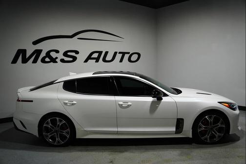 2021 Kia Stinger GT2