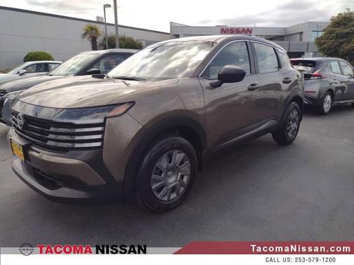 2025 Nissan Kicks S