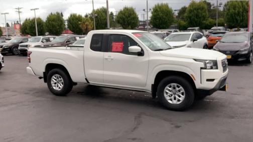 2024 Nissan Frontier SV