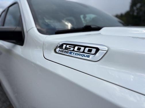 Bright White Clearcoat 2024 RAM 1500 Tradesman