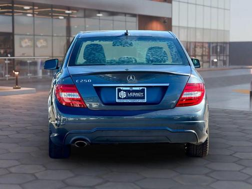 2013 Mercedes-Benz C-Class C 250 Luxury Sedan 4D