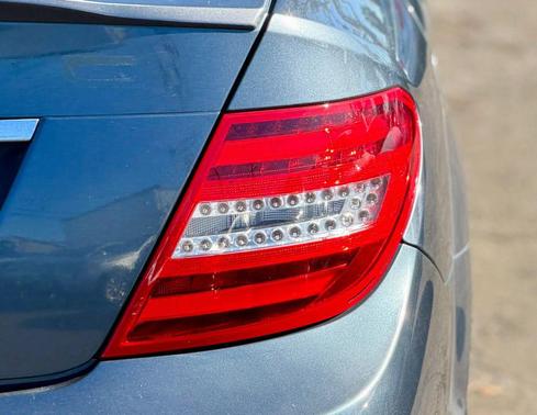 2013 Mercedes-Benz C-Class C 250 Luxury Sedan 4D