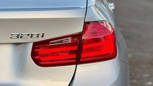 2014 BMW 328 328i Sedan 4D