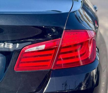 2012 BMW 528 528i Sedan 4D