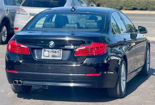 2012 BMW 528 528i Sedan 4D