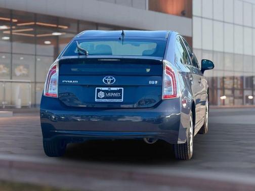 2012 Toyota Prius Two