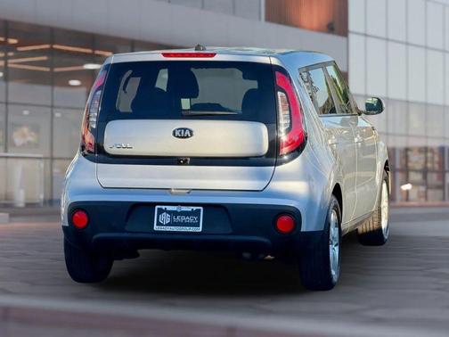 2017 Kia Soul Base