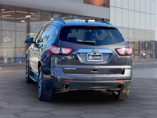 2017 Chevrolet Traverse 2LT