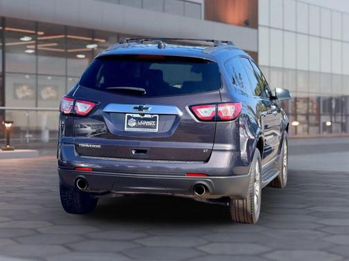 2017 Chevrolet Traverse 2LT
