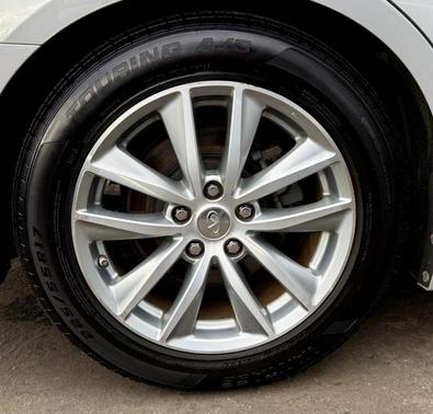 2014 INFINITI Q50 Premium