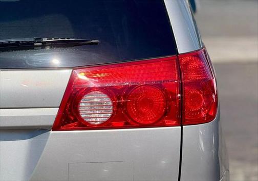 2009 Toyota Sienna XLE