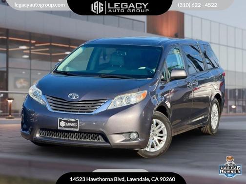 2011 Toyota Sienna XLE