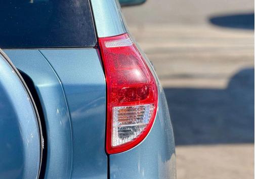 2006 Toyota RAV4 Sport