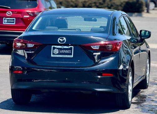 2016 Mazda Mazda3 i Sport