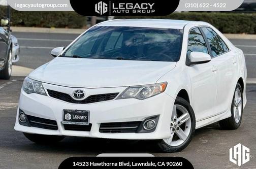 2014 Toyota Camry SE