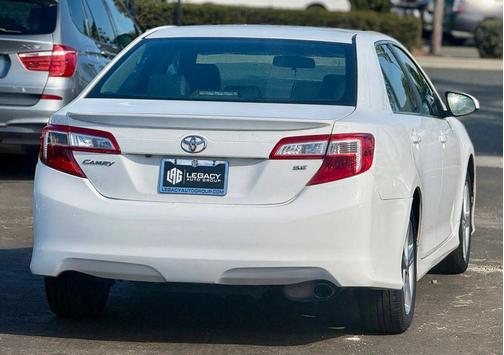 2014 Toyota Camry SE
