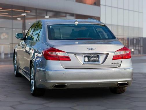 2012 Hyundai Genesis 3.8