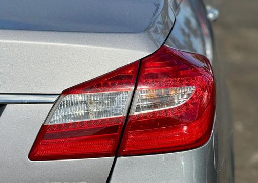 2012 Hyundai Genesis 3.8