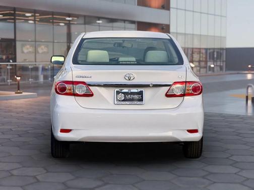 2011 Toyota Corolla LE