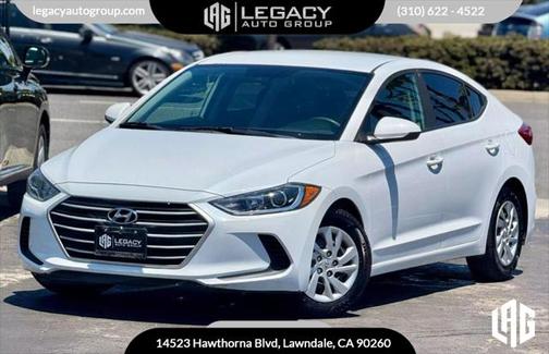 2018 Hyundai ELANTRA SE