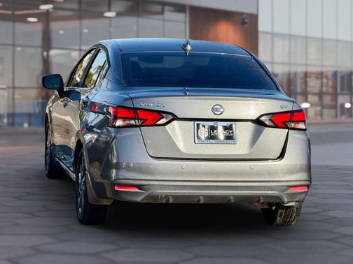 2020 Nissan Versa 1.6 SV