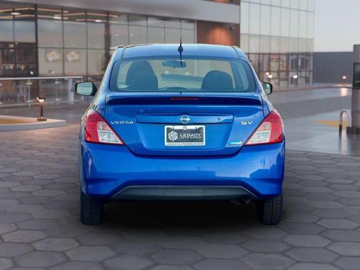 2016 Nissan Versa 1.6 SV