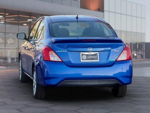 2016 Nissan Versa 1.6 SV