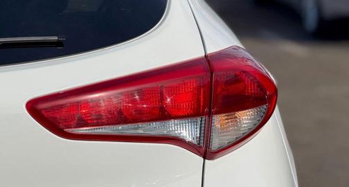 2016 Hyundai TUCSON Sport