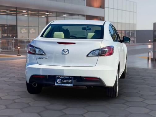 2011 Mazda Mazda3 i Touring