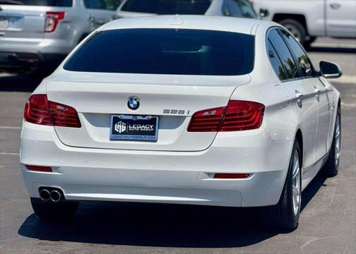 2016 BMW 528 528i Sedan 4D