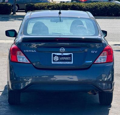2015 Nissan Versa 1.6 SV