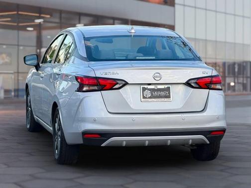 2021 Nissan Versa 1.6 SV