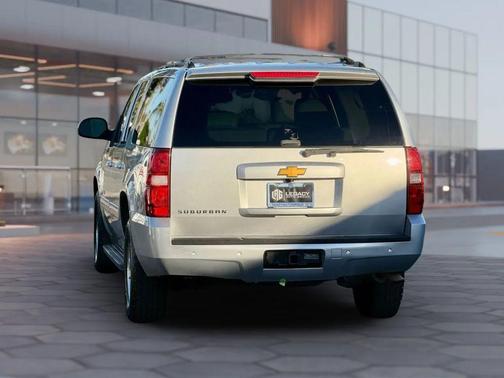 2014 Chevrolet Suburban 1500 LT