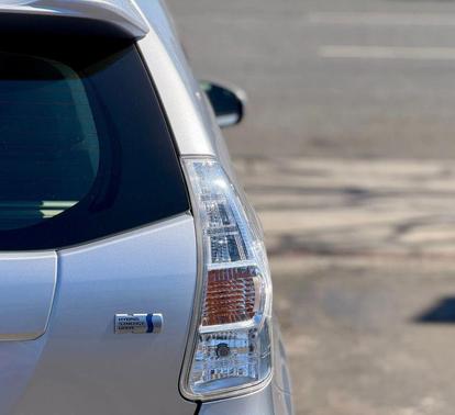 2013 Toyota Prius v Five