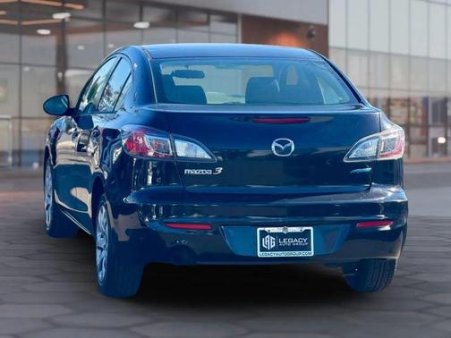 2013 Mazda Mazda3 i Sport