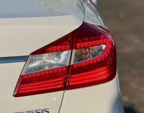 2013 Hyundai Genesis 3.8