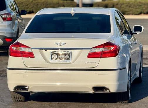 2013 Hyundai Genesis 3.8