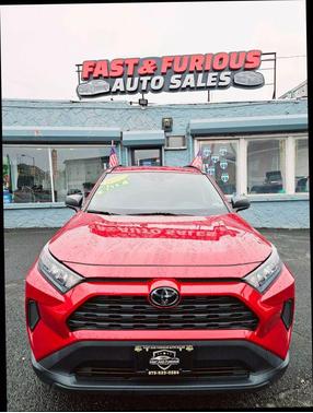 2020 Toyota RAV4 LE