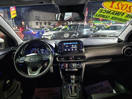 2021 Hyundai KONA SE