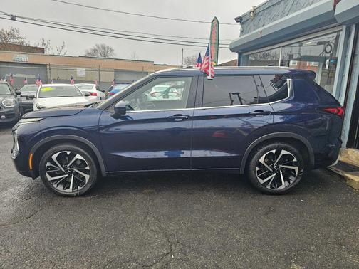 2022 Mitsubishi Outlander SEL
