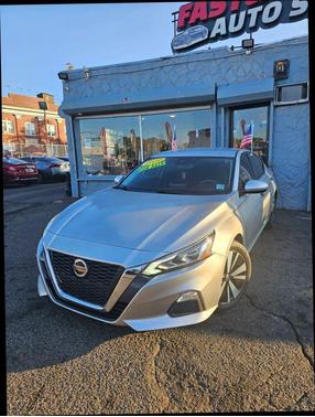 2022 Nissan Altima 2.5 SV