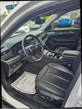 2021 Jeep Grand Cherokee L Laredo