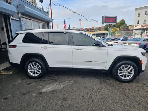 2021 Jeep Grand Cherokee L Laredo